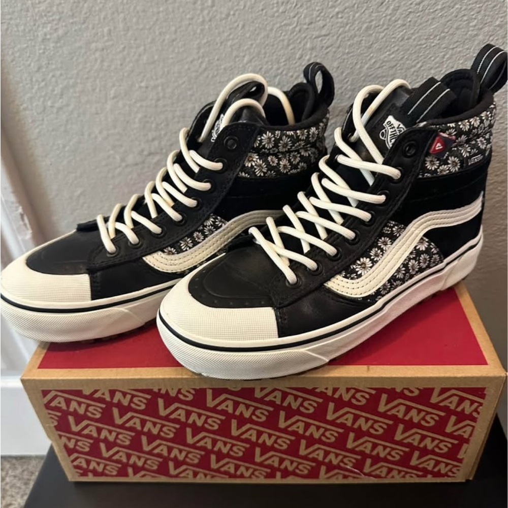 Vans Black Floral Sk8-Hi MTE-2 Sneakers